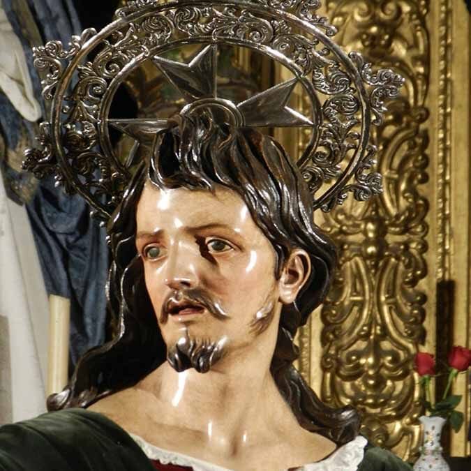 La talla de S. Juan evangelista del Nazareno de El Puerto brilla en la exposición de Roldán en Sevilla