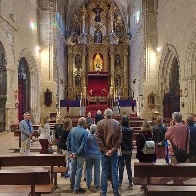 Los socios de Betilo visitan algunas de las parroquias fundacionales de Jerez